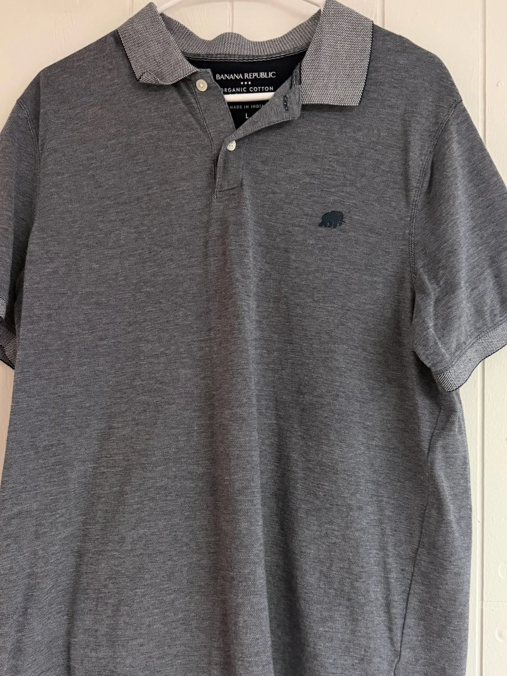 Bundle of Two Banana Republic Men’s Polo Shirts - Burgundy and Gray/Navy, Size L